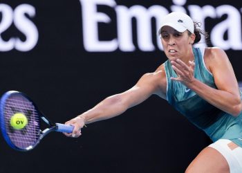 2S99F7D January 25, 2025: 19th seed MADISON KEYS of the USA in action against 1st seed ARYNA SABALENKA of Belarus on Rod Laver Arena in a Women's Singles Final match on day 14 of the 2025 Australian Open in Melbourne, Australia. (Credit Image: © Sydney Low/Cal Sport Media) Credit: Cal Sport Media/Alamy Live News