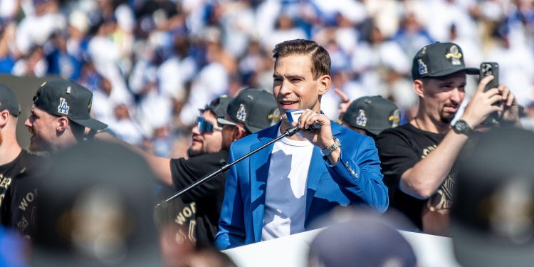 3D3795C Los Angeles Dodgers commentator Joe Davis presents the back to back Champions at the Los Angeles Dodgers World Series Celebration at Dodger Stadium on November 3, 2025.(Aliyah Navarro/Image of Sport)