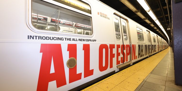 New York, NY - August 21, 2025: E-Train Takeover during the 2025 Direct to Consumer Launch in New York City.
(Photo by Marcus Stevens / ESPN Images)
