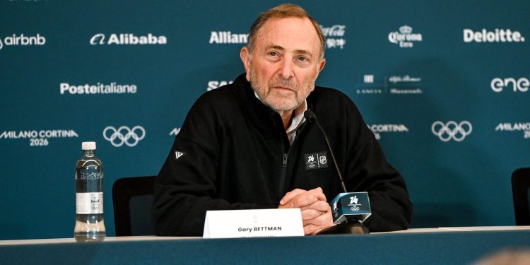 3DNYX04 MILAN, ITALY - FEBRUARY 12: Gary Bettman during a press conference on day six of the Milano Cortina 2026 Winter Olympic games at Milano Santagiulia Ice Hockey Arena on February 12, 2026 in Milan, Italy.