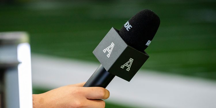 The Athletic Mic Flag