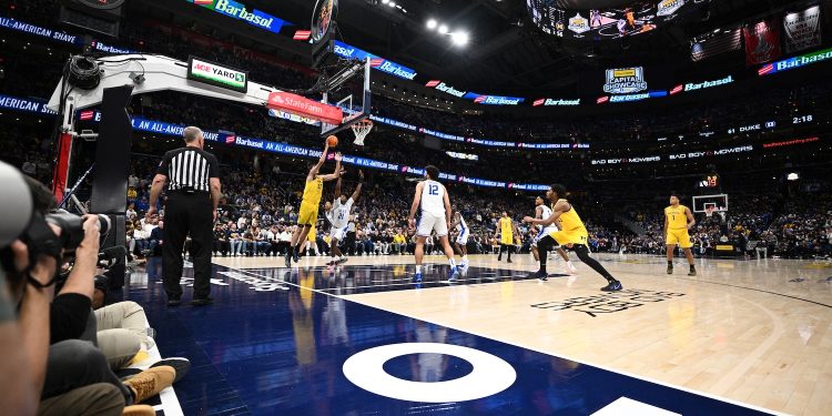 Washington, DC - February 21, 2026 - Capital One Arena: University of Michigan Wolverines and the Duke University Blue Devils during the 2026 Edward Jones Capital Showcase.
(Photo by Nick Wass / ESPN Images)