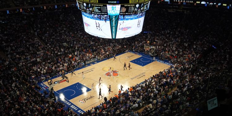 A view of the action during Game 3 of the NBA Finals basketball series between the New York Knicks and San Antonia Spurs, Monday, June 8, 2026, in New York. (AP Photo/Mark Schiefelbein)