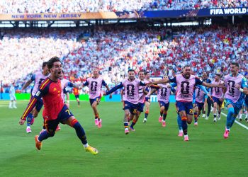 Spain's Ferran Torres (7) celebrates scoring their first goal during the World Cup final soccer match between Spain and Argentina in East Rutherford, N.J., near New York, Sunday, July 19, 2026. (AP Photo/Julio Cortez)