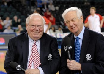 DK3YGG Mar. 13, 2011 - Atlantic City, New Jersey, U.S - Bill Raftery and Verne Lundquist CBS announcers for the A10 championship game. In the A10 championship title game between Dayton and Richmond, Richmond leads at the half 34-24. In a game being played at Boardwalk Hall in Atlantic City, New Jersey (Credit Image: © Mike McAtee/Southcreek Global/ZUMAPRESS.com)